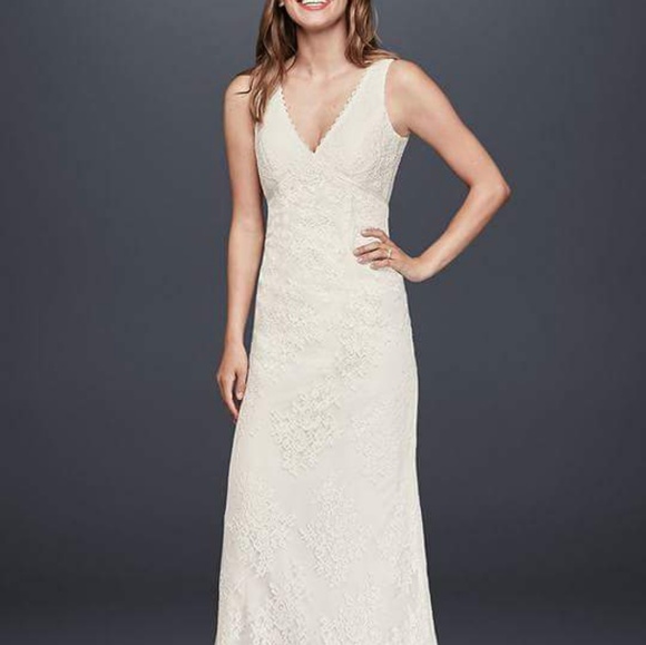 Wedding dress - Picture 4 of 5